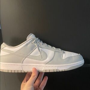 Nike Men's White and Gray Nike dunks